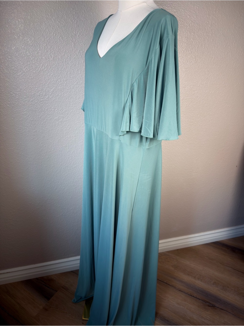 NWT Koh Koh V-Neck Teal Seafoam Green Maxi Dress with Flutter Sleeves, 2XL - Picture 2 of 7